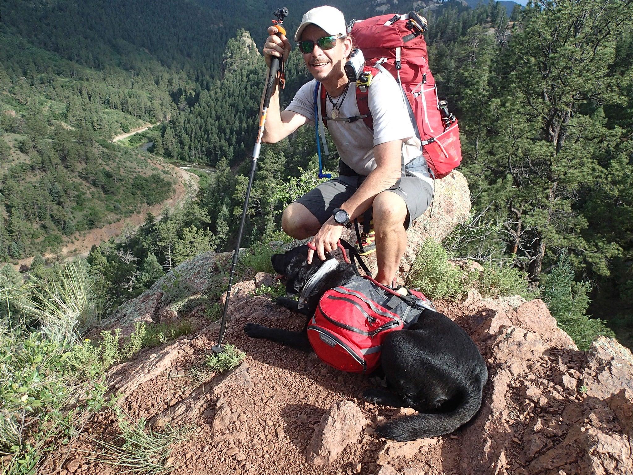 World's only blind professional hiker Trevor Thomas relies on ...