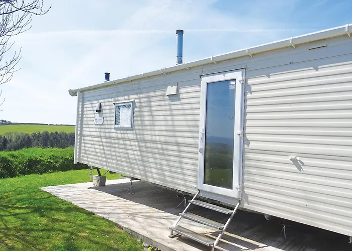 Top 4 Star Hotels in Looe