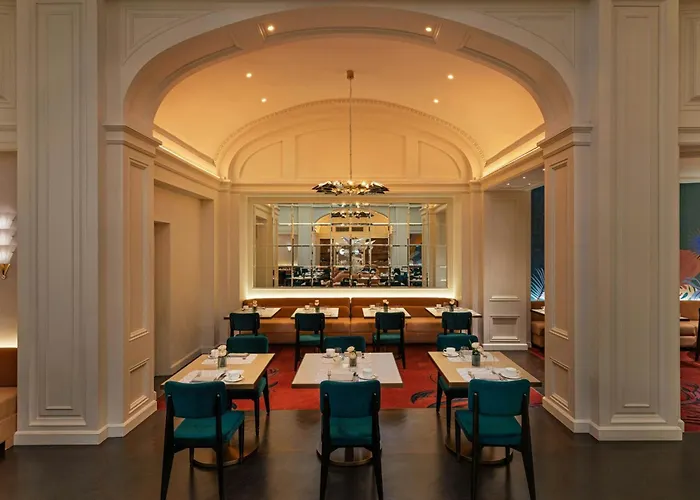 Best 2 Bedroom Suites in New York City Hotels