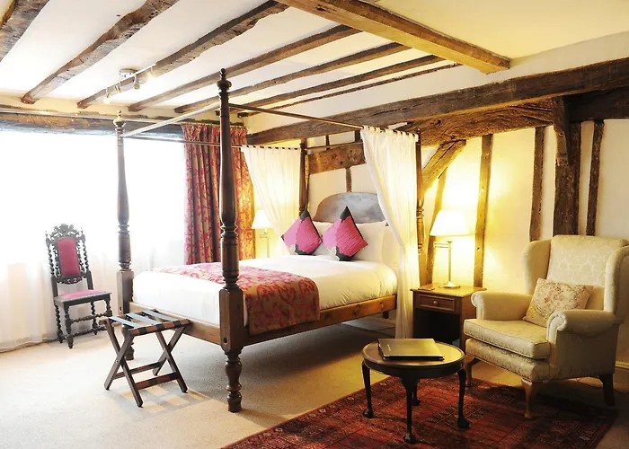 Hotels Near Canterbury Town Centre: Find Your Perfect Accommodation