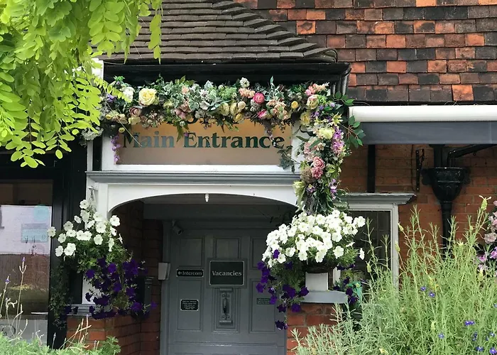 London Hotels Near Wimbledon: Find the Perfect Accommodations in Wimbledon, UK